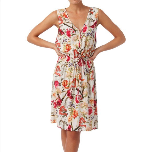 Soaked in Luxury Dresses & Skirts - Soaked in Luxury Floral Print Dress Size L